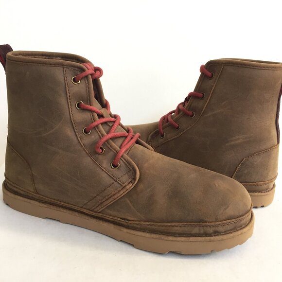 UGG MEN HARKLEY WATERPROOF GRIZZLY SHEARLING LEATHER SHOE - Picture 2 of 5